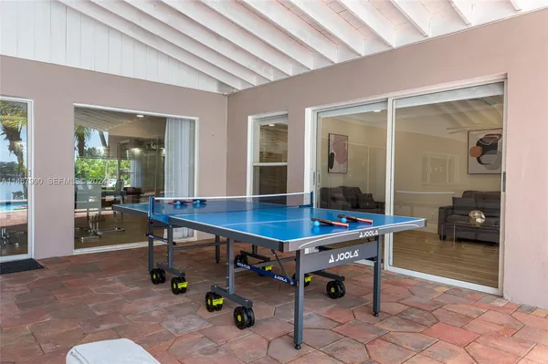 $25,000 | 2500 Northeast 199th Street, Miami, FL 33180