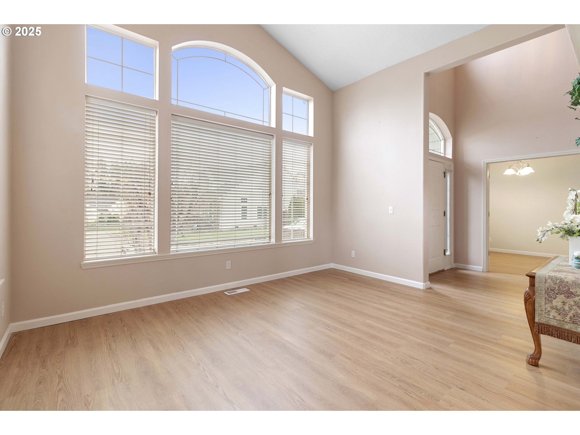 16590 Northwest Avondale Drive Beaverton, OR 97006 - Photo 11 of 48