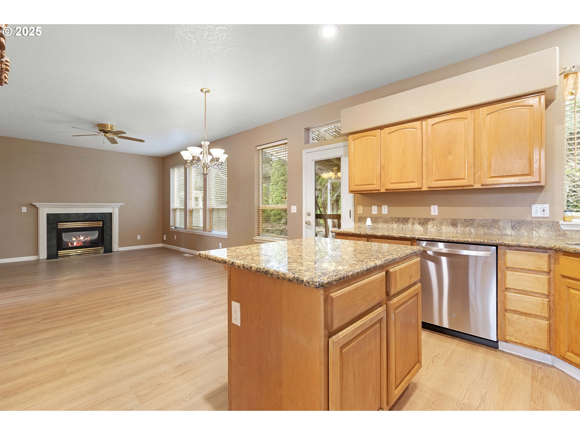 16590 Northwest Avondale Drive Beaverton, OR 97006 - Photo 21 of 48