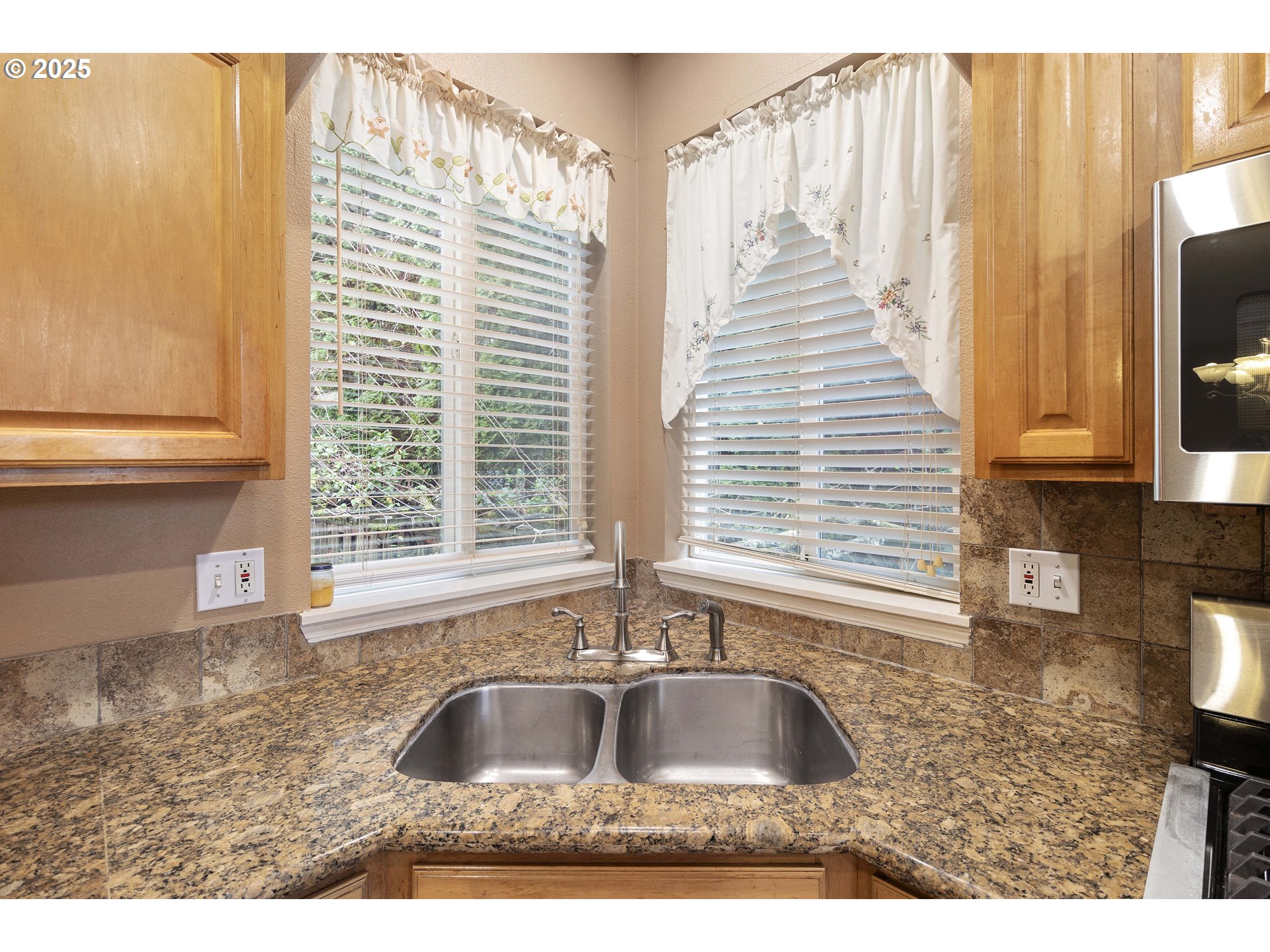 16590 Northwest Avondale Drive Beaverton, OR 97006 - Photo 22 of 48