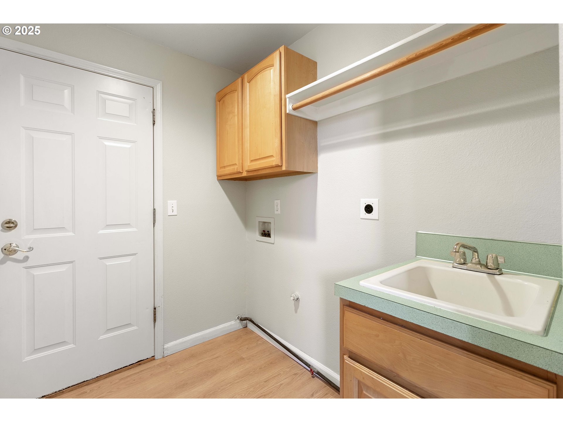 16590 Northwest Avondale Drive Beaverton, OR 97006 - Photo 26 of 48