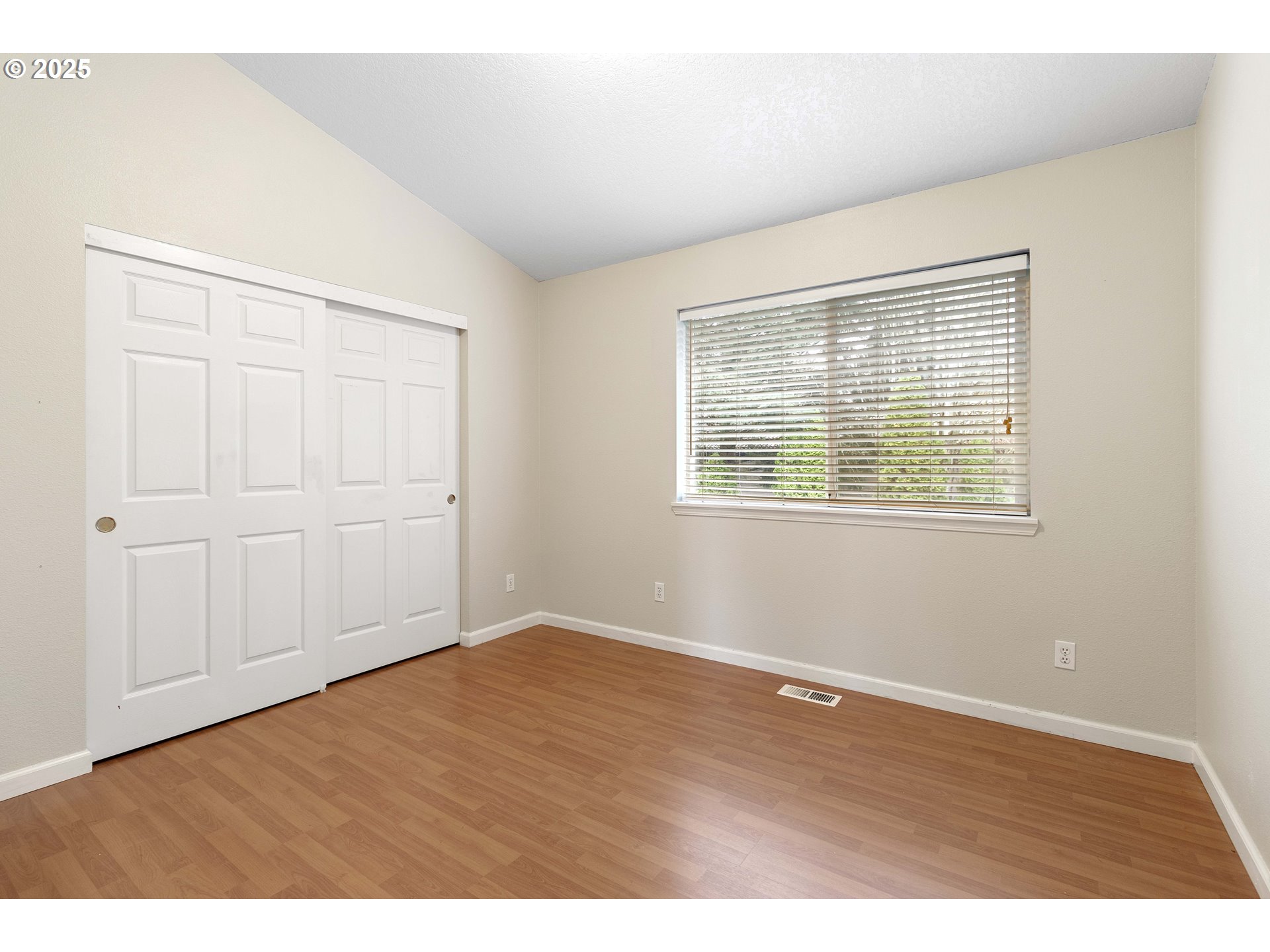 16590 Northwest Avondale Drive Beaverton, OR 97006 - Photo 34 of 48