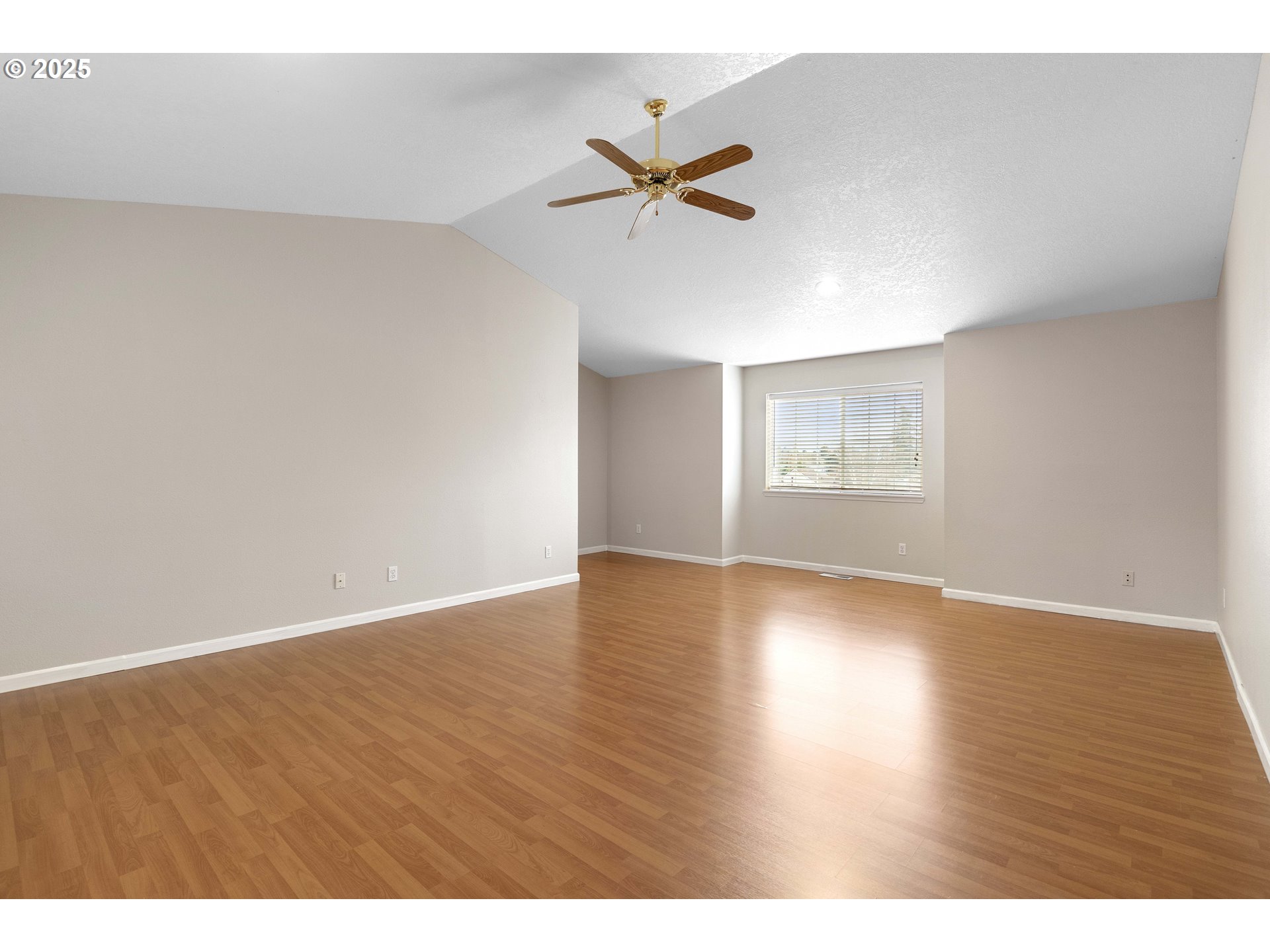 16590 Northwest Avondale Drive Beaverton, OR 97006 - Photo 39 of 48