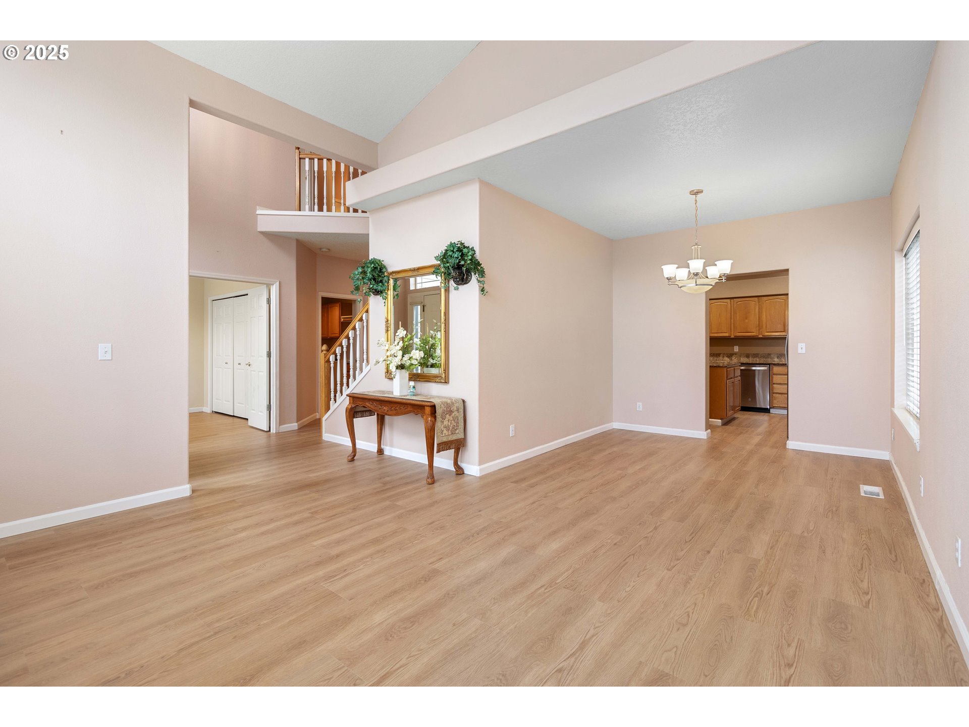 16590 Northwest Avondale Drive Beaverton, OR 97006 - Photo 10 of 48