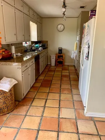 $1,900 | 2103 Langford Street, College Station, TX 77840