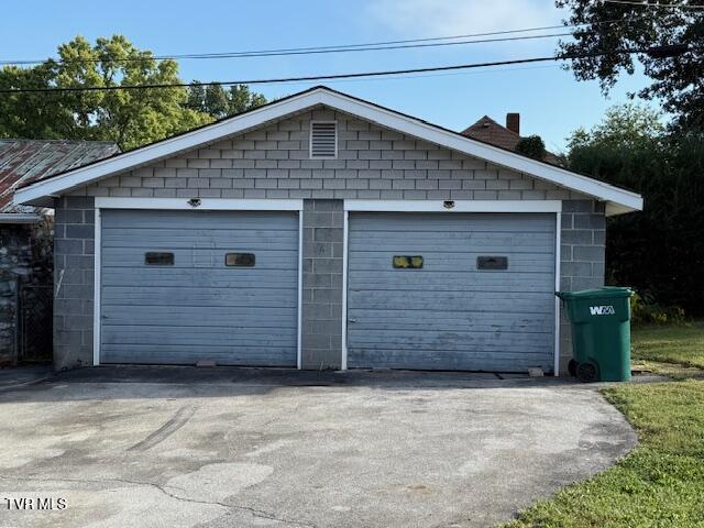 229 1st Street Erwin, TN 37650 - Photo 14 of 15 IMG_5975