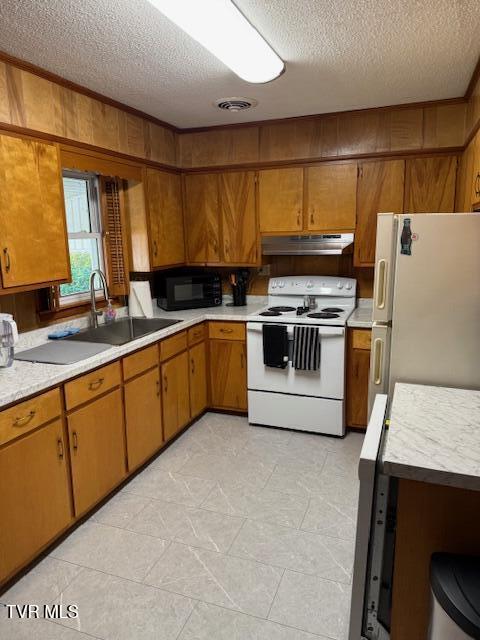 229 1st Street Erwin, TN 37650 - Photo 4 of 15 IMG_5983