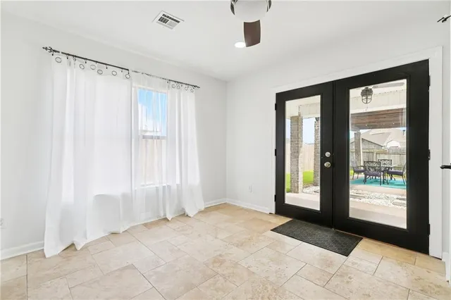 $274,500 | 10 Oxford Drive, Laplace, LA 70068