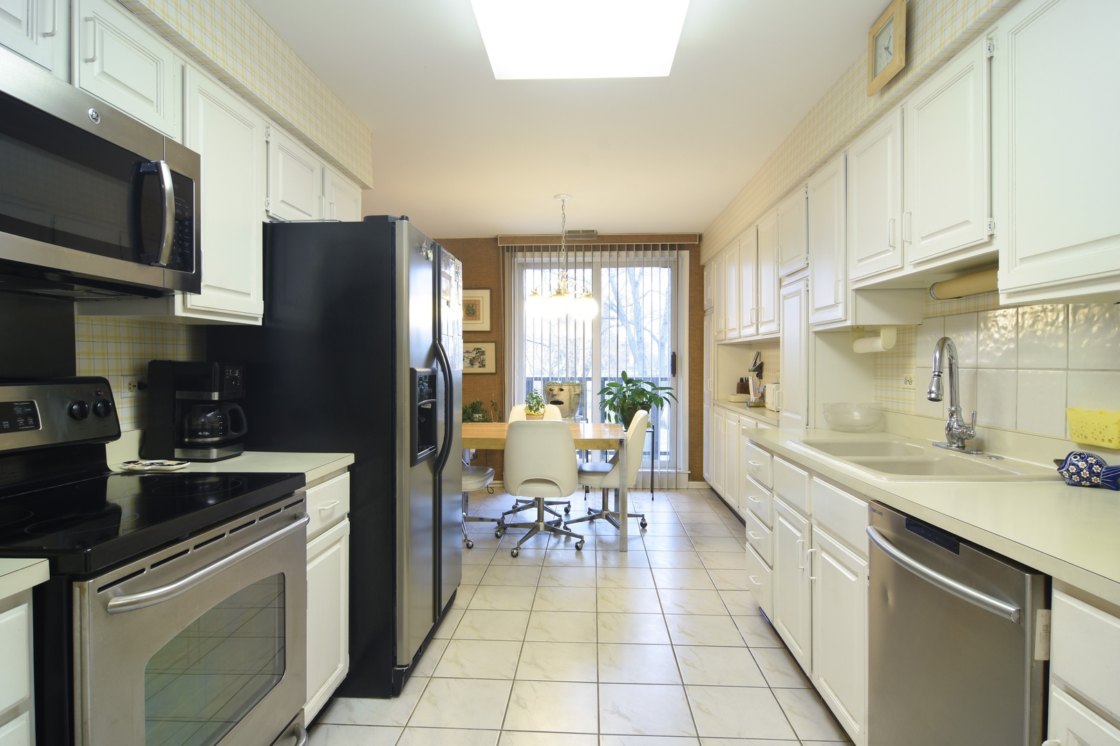 1125 Lake Cook Road, Unit 207 Northbrook, IL 60062 - Photo 5 of 13