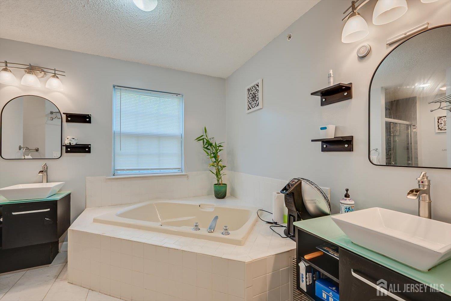 202 Prestwick Way Edison, NJ 08820 - Photo 22 of 31