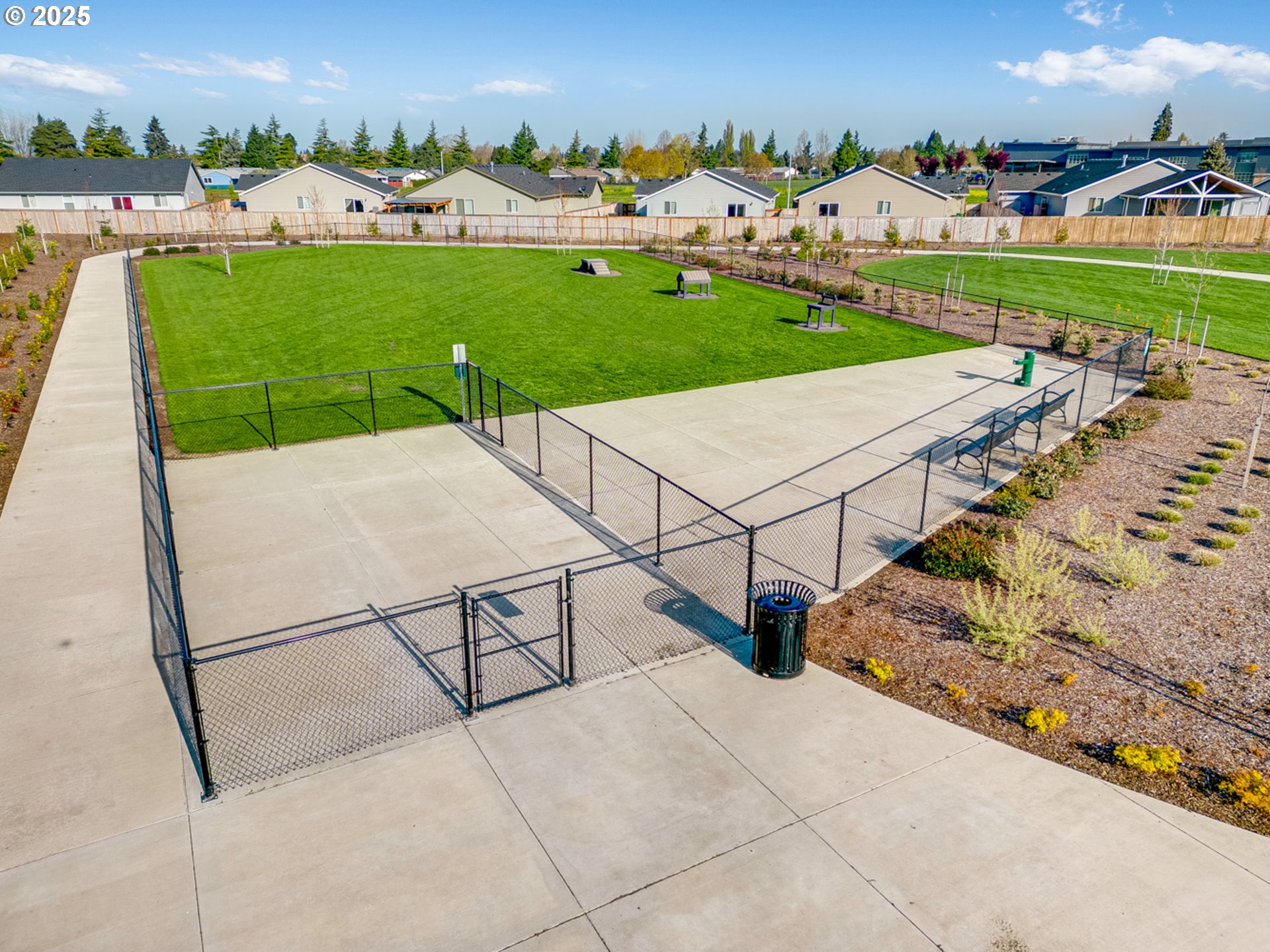 674 Merriott Lane Woodburn, OR 97071 - Photo 27 of 36