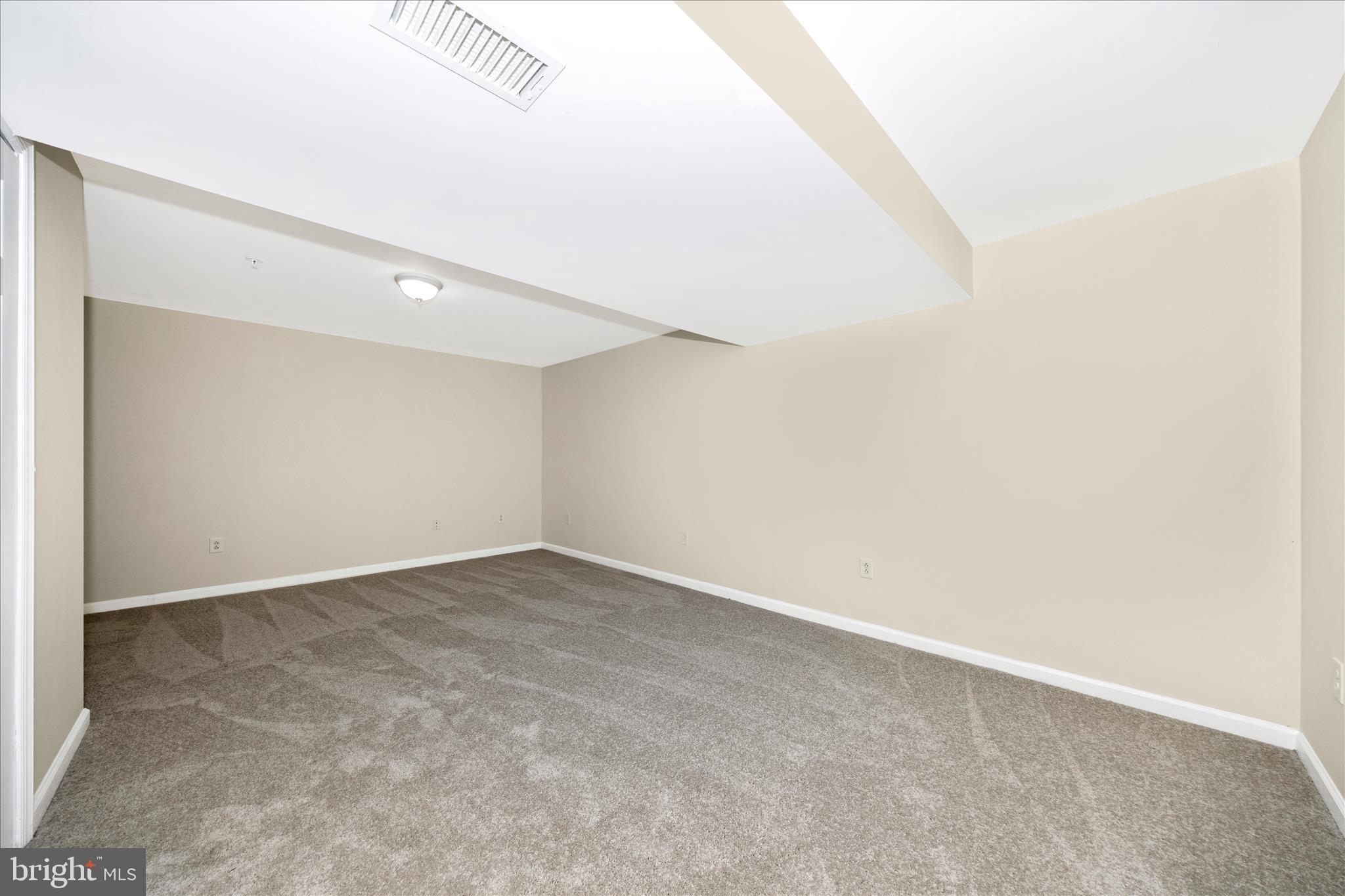 105 Sentry Ridge Smithsburg, MD 21783 - Photo 32 of 62 Family Room