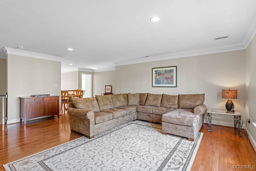 4318 Elmstone Road Midlothian, VA 23113 - Photo 33 of 47 a living room with furniture and a couch