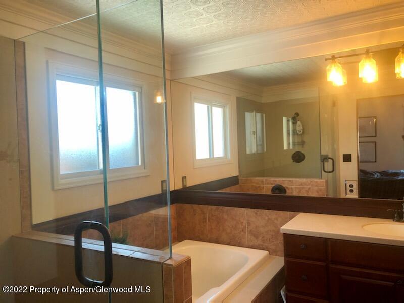 628 Ginseng Road New Castle, CO 81647 - Photo 8 of 12 Master Bathroom