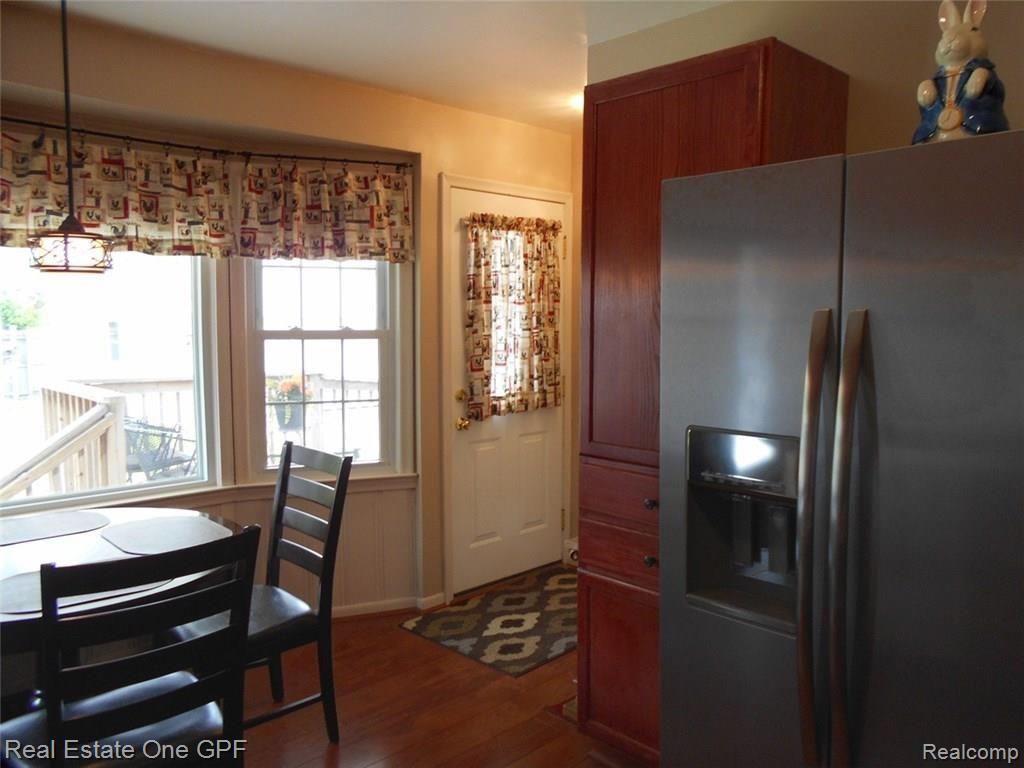 643 Barrington Road Grosse Pointe, MI 48230 - Photo 11 of 30 11 DSCN2079.JPG