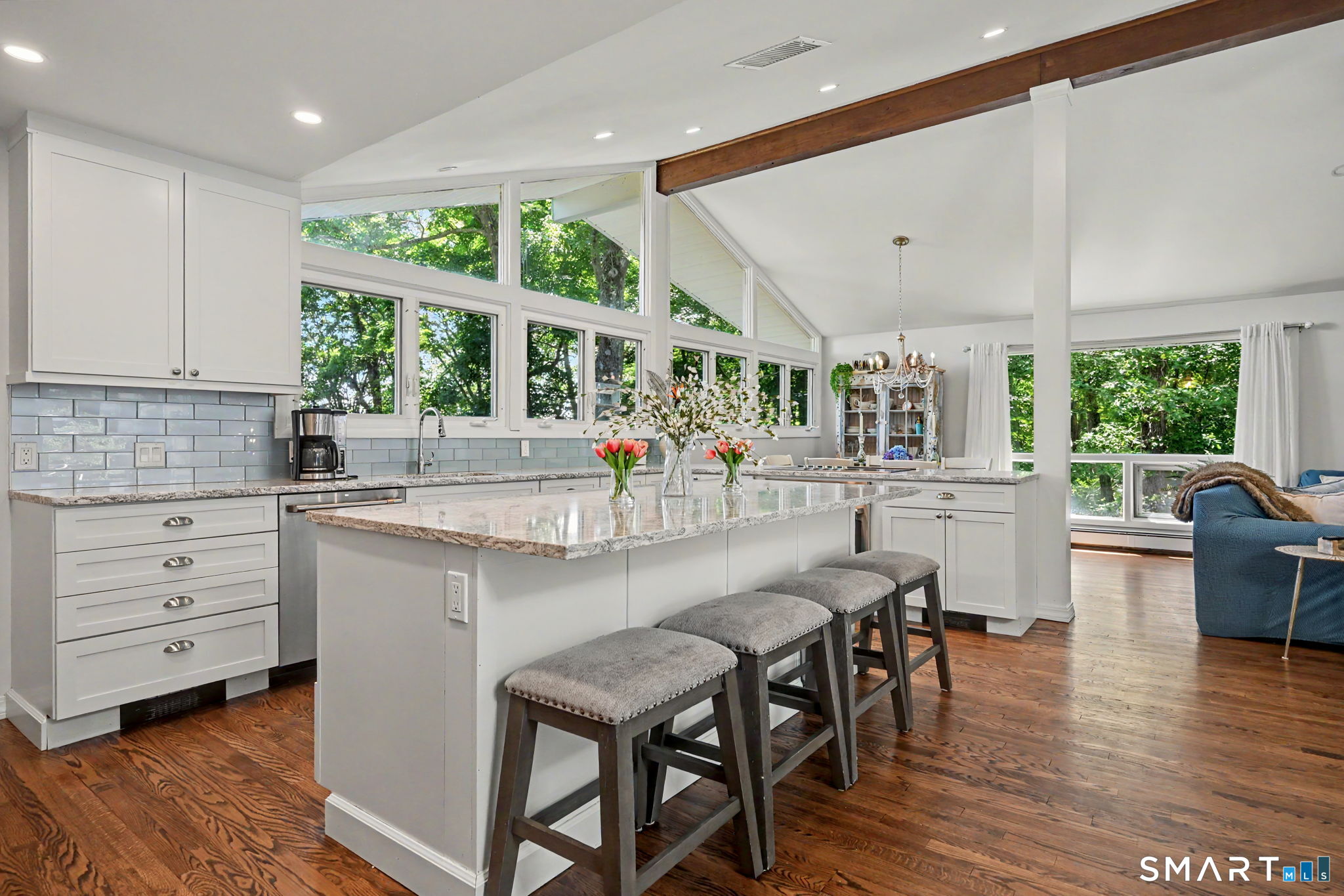 52 Seth Low Mountain Road Ridgefield, CT 06877 - Photo 5 of 34