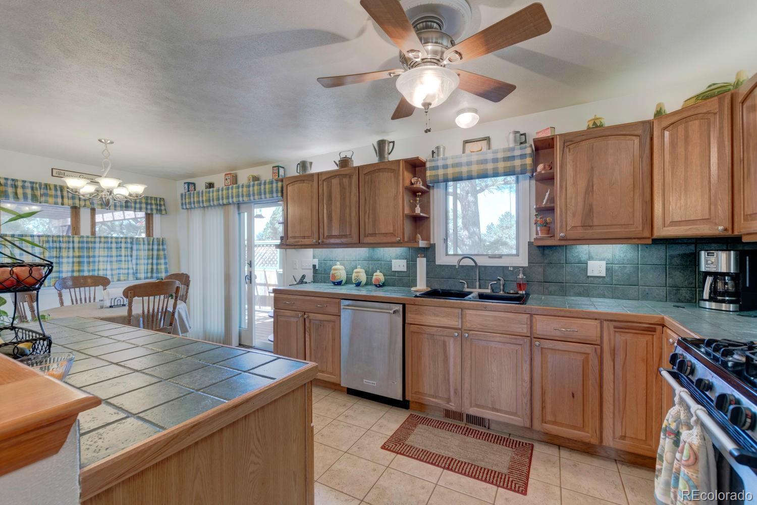 1505 Buttercup Road Elizabeth, CO 80107 - Photo 8 of 27 Gallery Image 8