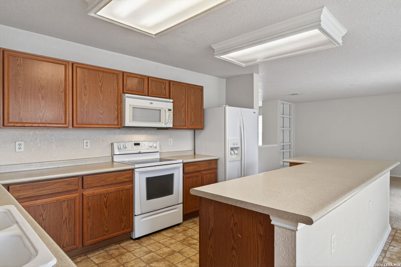 6818 Crest Live Oak, TX 78233 - Photo 9 of 23