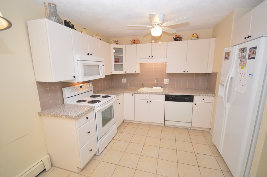 295 Main Street, Unit 9 Reading, MA 01867 - Photo 2 of 9 Gallery Image 2