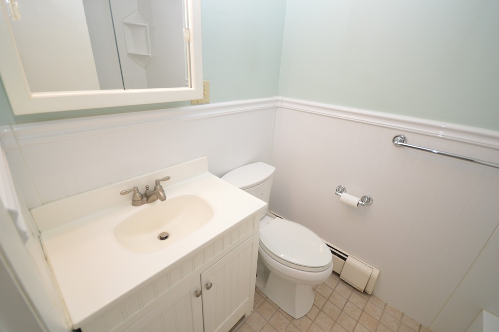 295 Main Street, Unit 9 Reading, MA 01867 - Photo 5 of 9 Gallery Image 5
