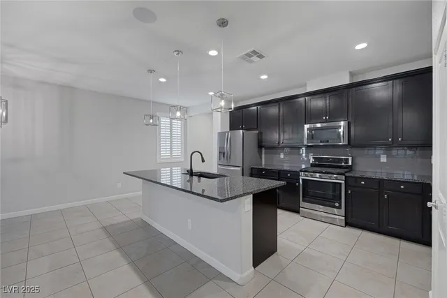 $2,715 | 9220 Ellington Hill Lane, Las Vegas, NV 89148