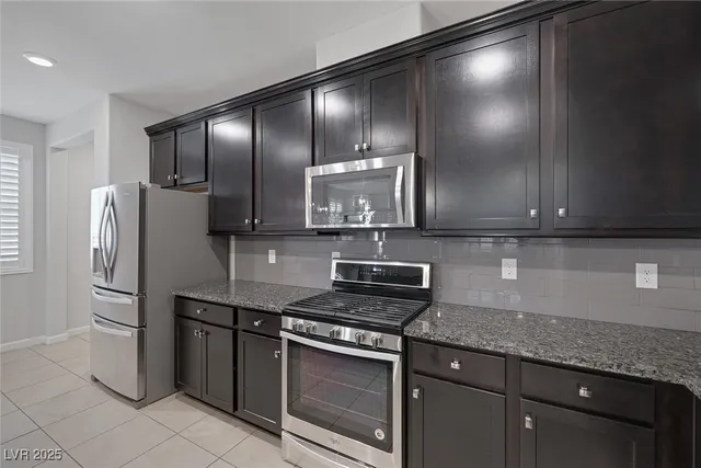 $2,715 | 9220 Ellington Hill Lane, Las Vegas, NV 89148