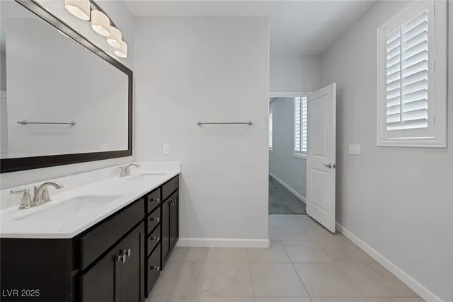 $2,715 | 9220 Ellington Hill Lane, Las Vegas, NV 89148