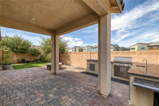 $2,715 | 9220 Ellington Hill Lane, Las Vegas, NV 89148
