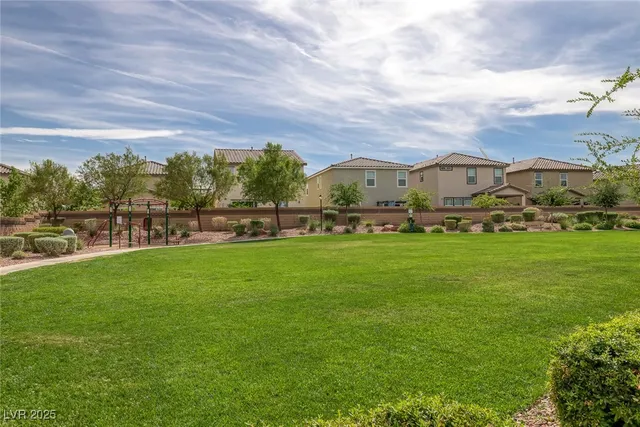 $2,715 | 9220 Ellington Hill Lane, Las Vegas, NV 89148