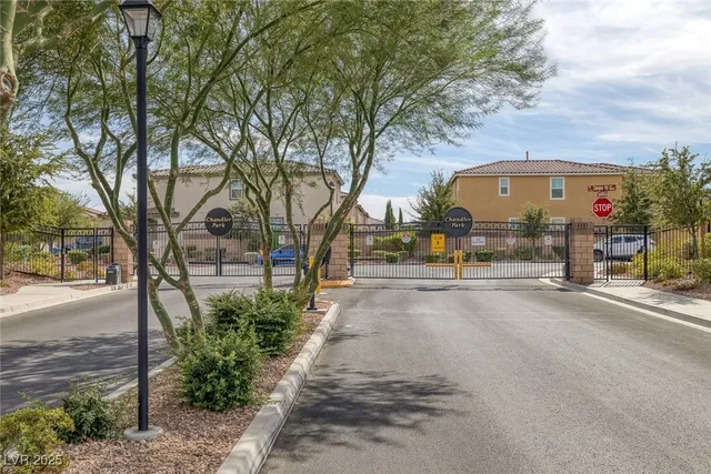$2,715 | 9220 Ellington Hill Lane, Las Vegas, NV 89148