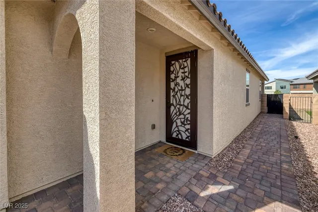 $2,715 | 9220 Ellington Hill Lane, Las Vegas, NV 89148