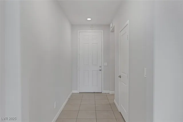 $2,715 | 9220 Ellington Hill Lane, Las Vegas, NV 89148