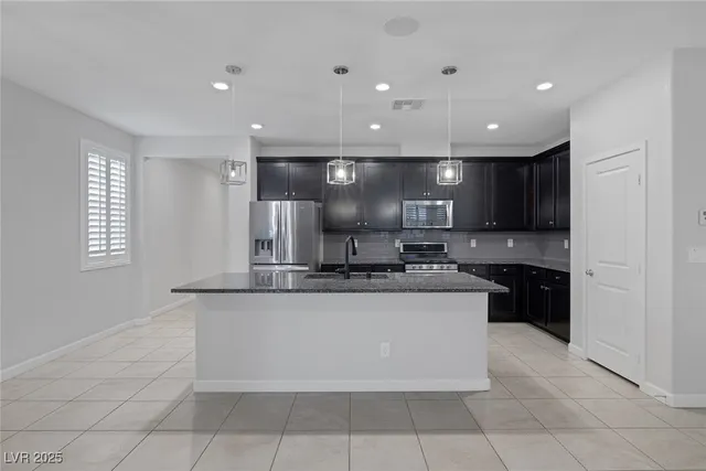 $2,715 | 9220 Ellington Hill Lane, Las Vegas, NV 89148