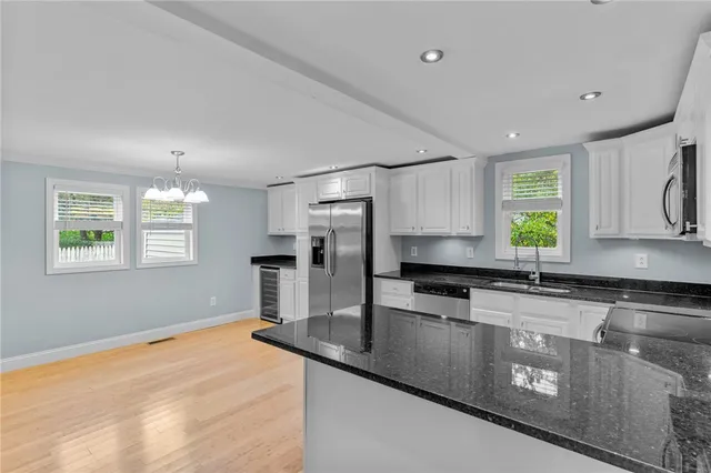 $3,500 | 10 Cooke Place, Warwick, RI 02888