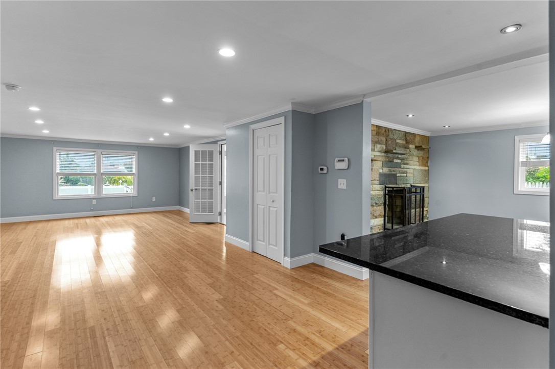 10 Cooke Place Warwick, RI 02888 - Photo 15 of 41