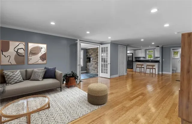 $3,500 | 10 Cooke Place, Warwick, RI 02888