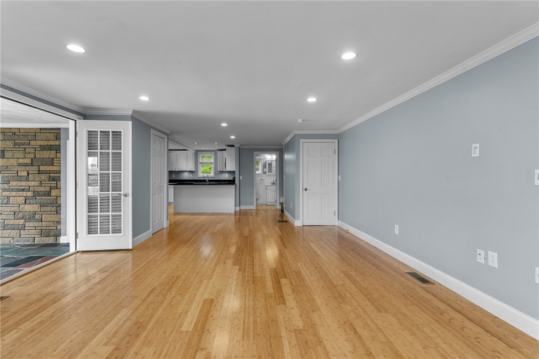 10 Cooke Place Warwick, RI 02888 - Photo 20 of 41