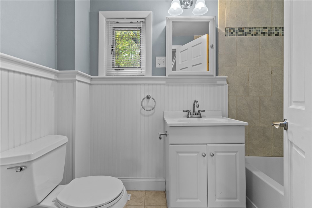 10 Cooke Place Warwick, RI 02888 - Photo 24 of 41