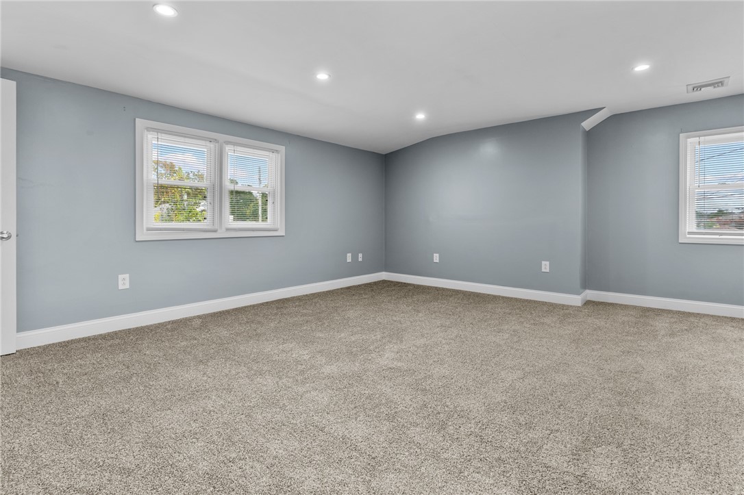 10 Cooke Place Warwick, RI 02888 - Photo 30 of 41