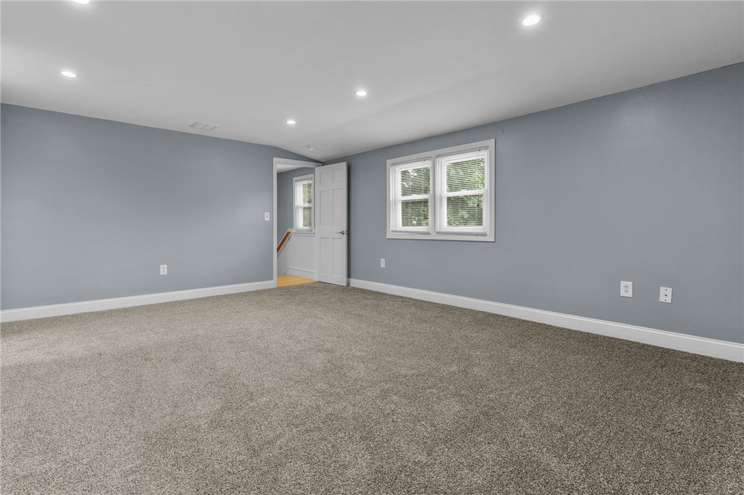 10 Cooke Place Warwick, RI 02888 - Photo 31 of 41