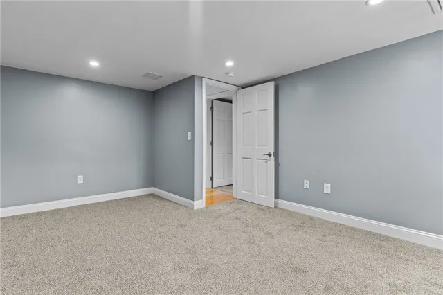 $3,500 | 10 Cooke Place, Warwick, RI 02888