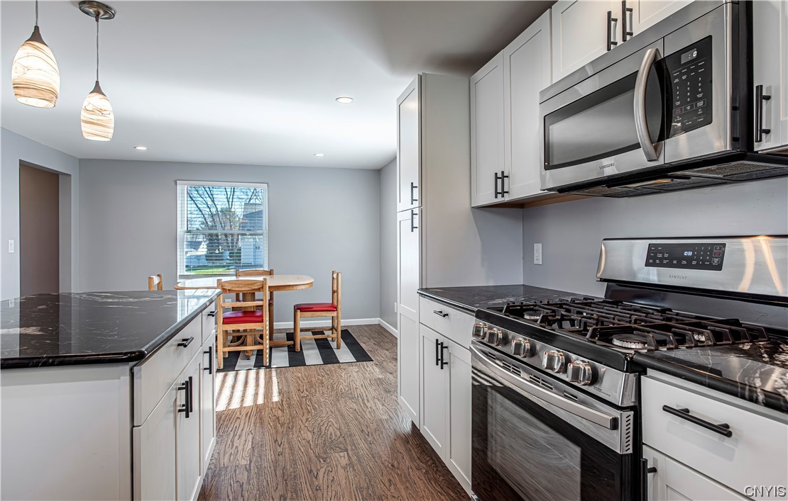 7 Marks Place New Hartford, NY 13413 - Photo 12 of 50