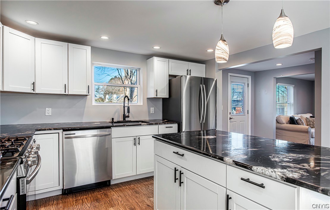 7 Marks Place New Hartford, NY 13413 - Photo 16 of 50