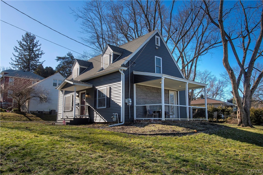 7 Marks Place New Hartford, NY 13413 - Photo 4 of 50