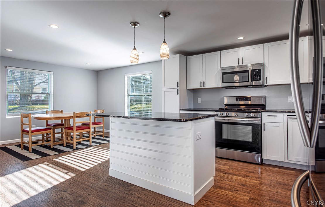 7 Marks Place New Hartford, NY 13413 - Photo 8 of 50