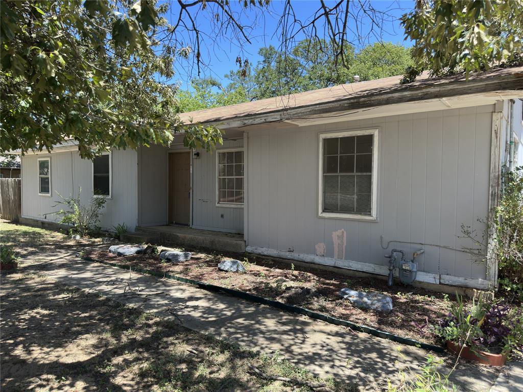a backyard of a house