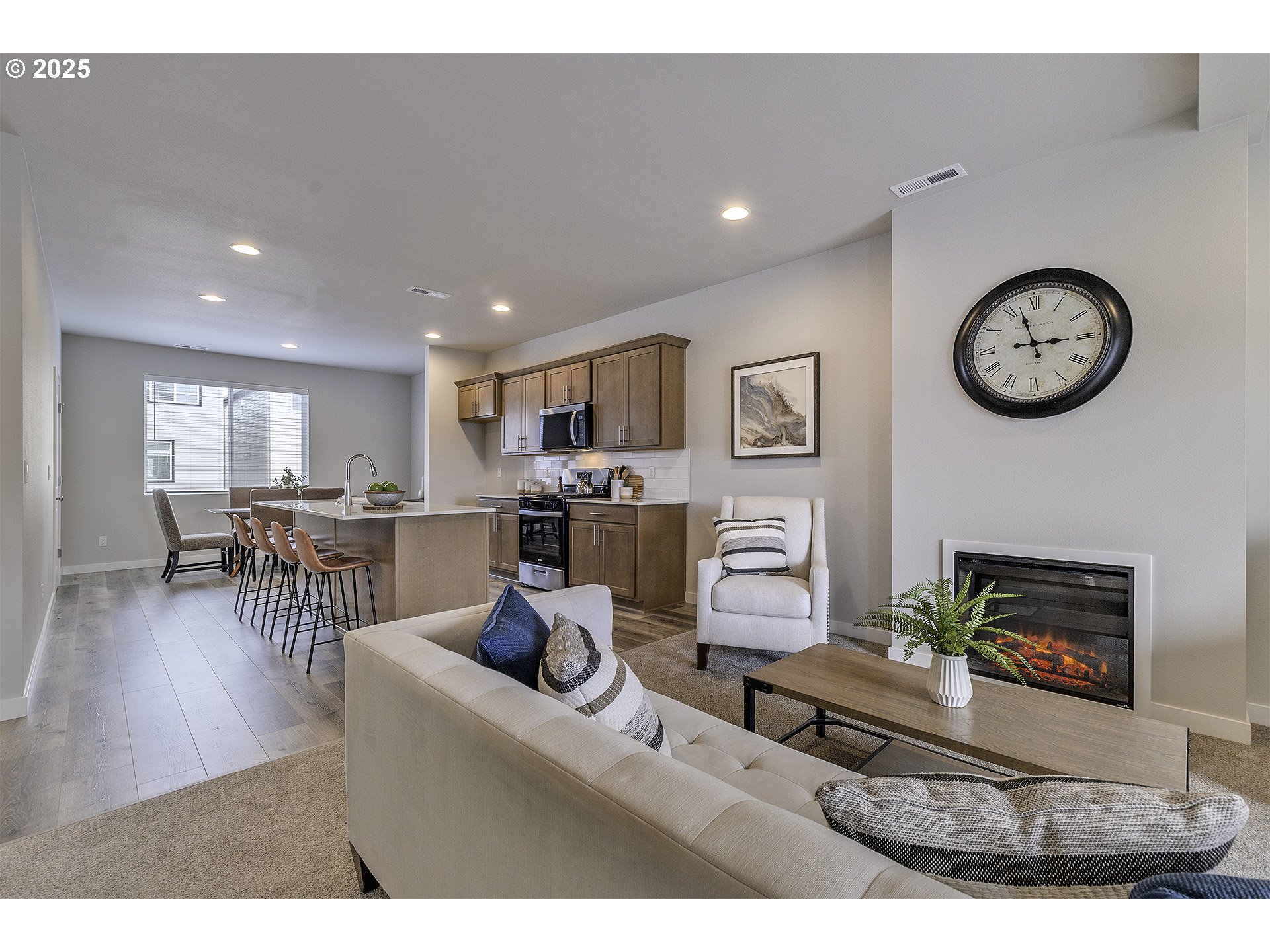 2129 Colby Lane, Unit 75 Forest Grove, OR 97116 - Photo 13 of 33 a living room with furniture kitchen view and a large window