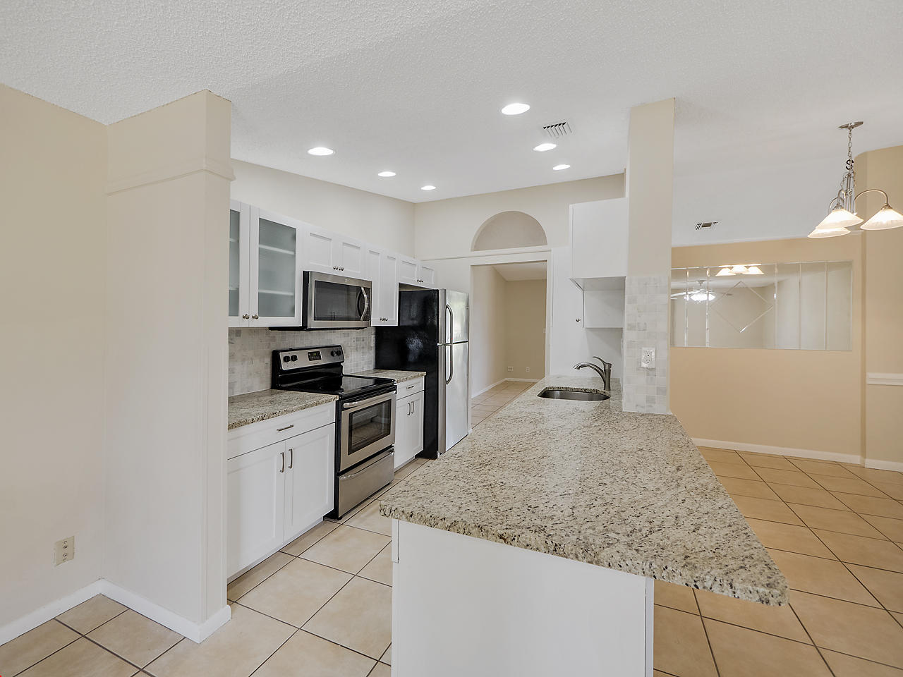 6083 Ungerer Street Jupiter, FL 33458 - Photo 5 of 26 004 copy