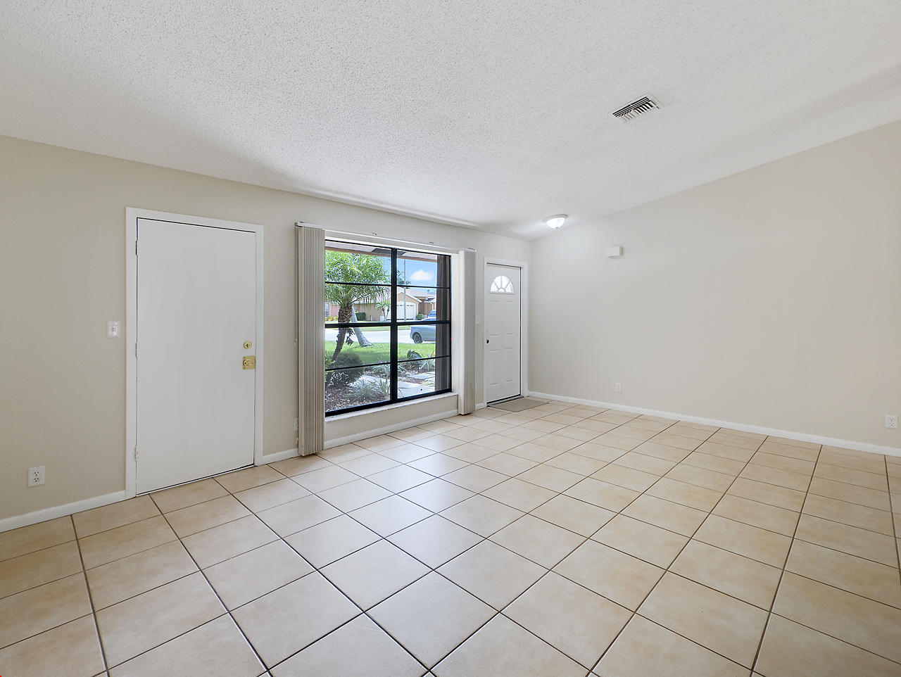 6083 Ungerer Street Jupiter, FL 33458 - Photo 7 of 26 009 copy