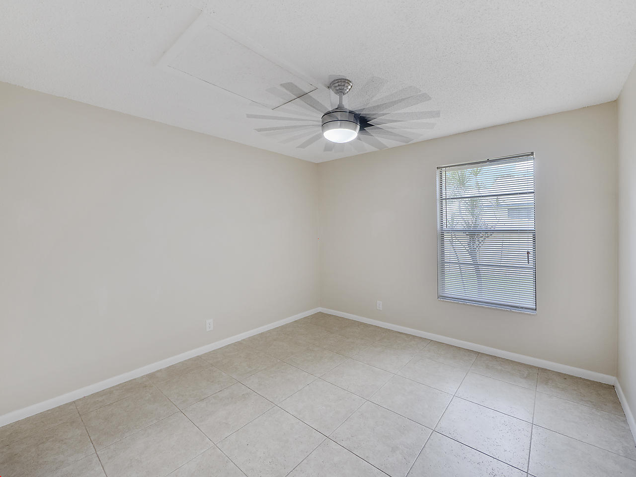 6083 Ungerer Street Jupiter, FL 33458 - Photo 10 of 26 007 copy
